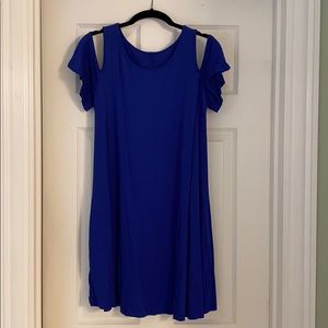 Flowy dress / coverup